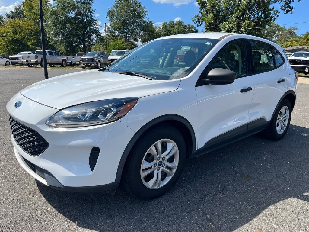 2020 FORD Escape