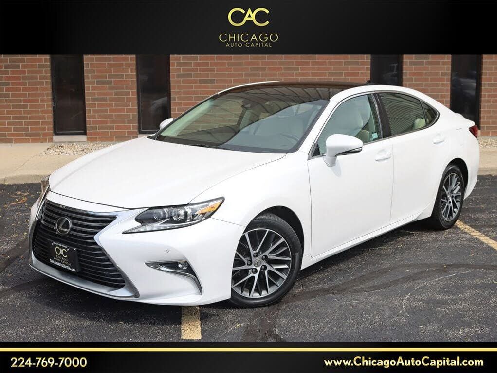 2017 LEXUS ES