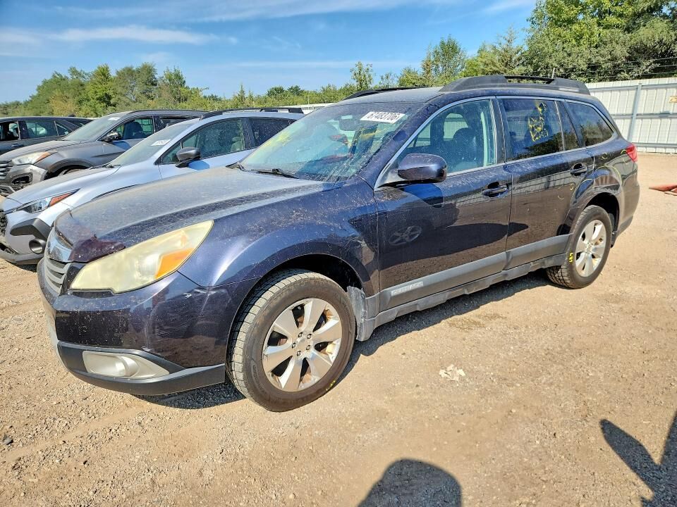 2010 SUBARU Outback