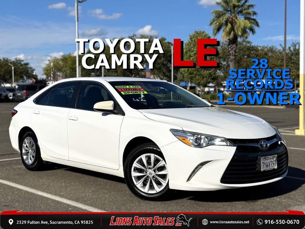 2017 TOYOTA Camry