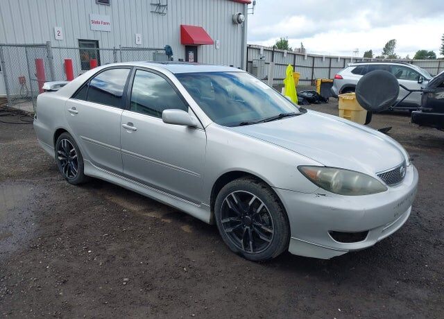 2005 TOYOTA Camry