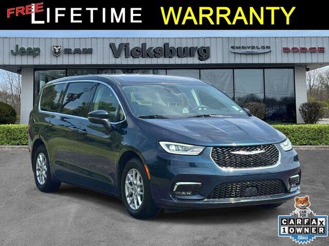 2023 CHRYSLER Pacifica