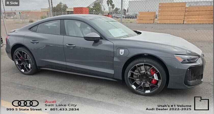 2025 AUDI RS e-tron GT