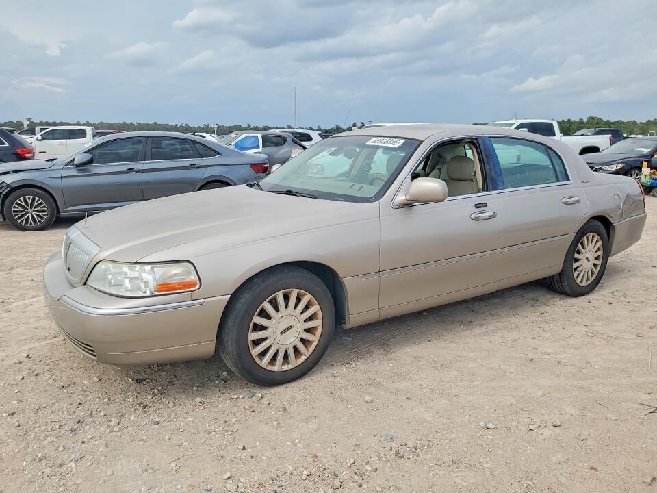 2003 LINCOLN Town Car
