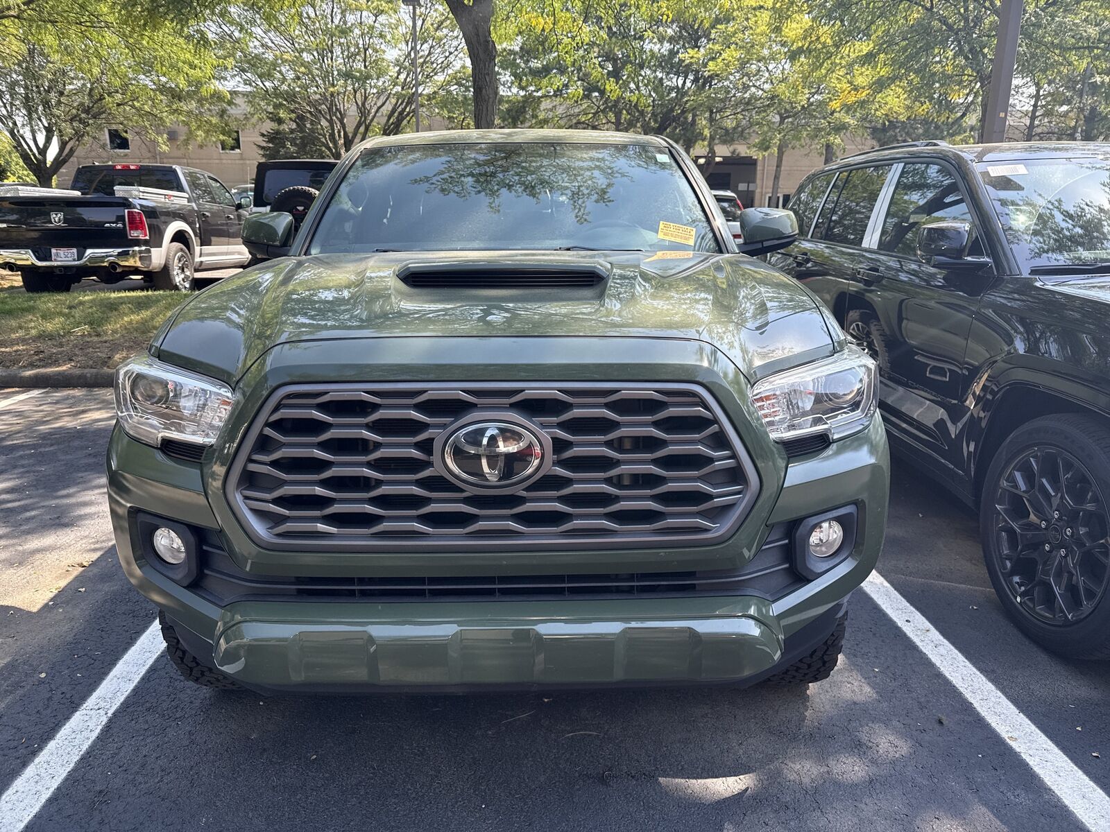 2021 TOYOTA Tacoma
