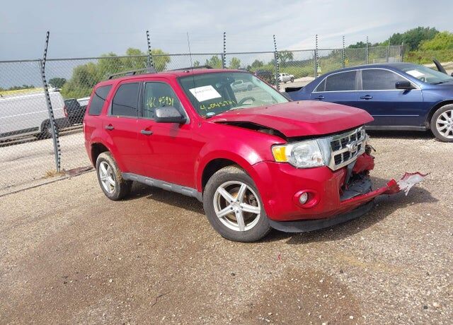 2011 FORD Escape