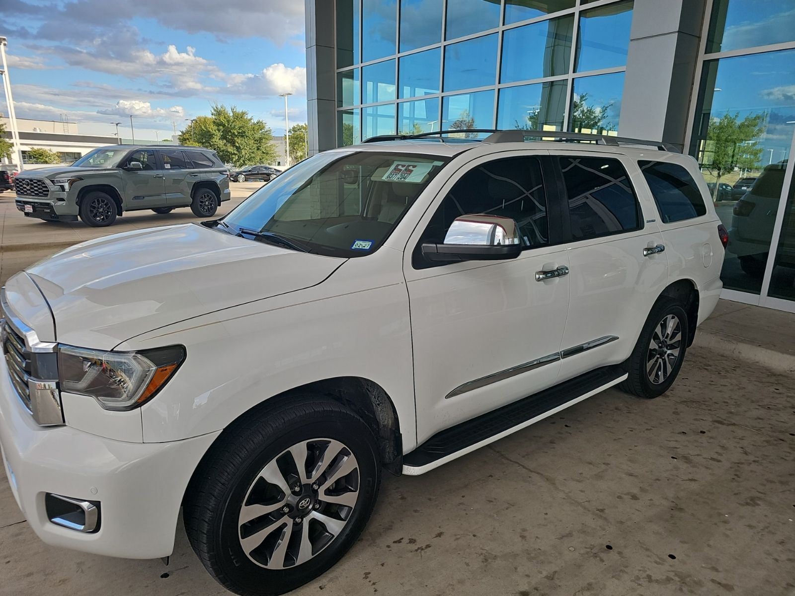 2019 TOYOTA Sequoia