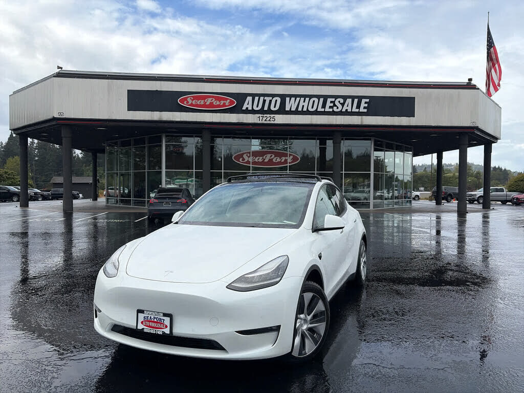 2021 TESLA Model Y