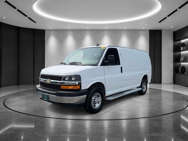 2022 CHEVROLET Express