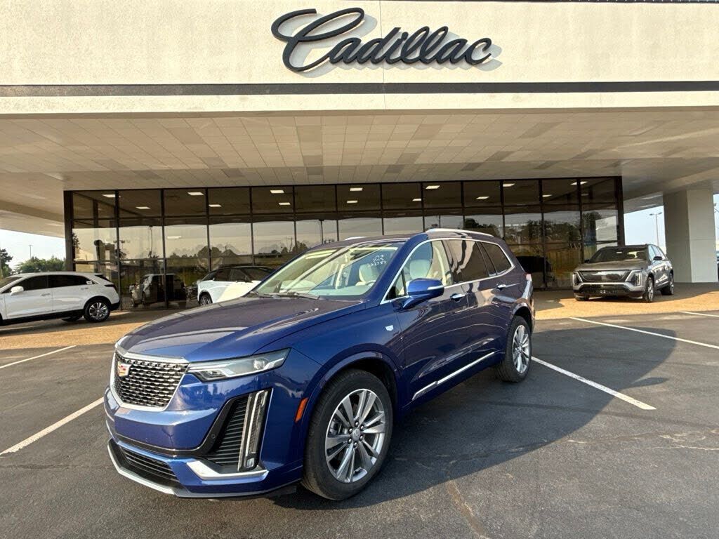2025 CADILLAC XT6