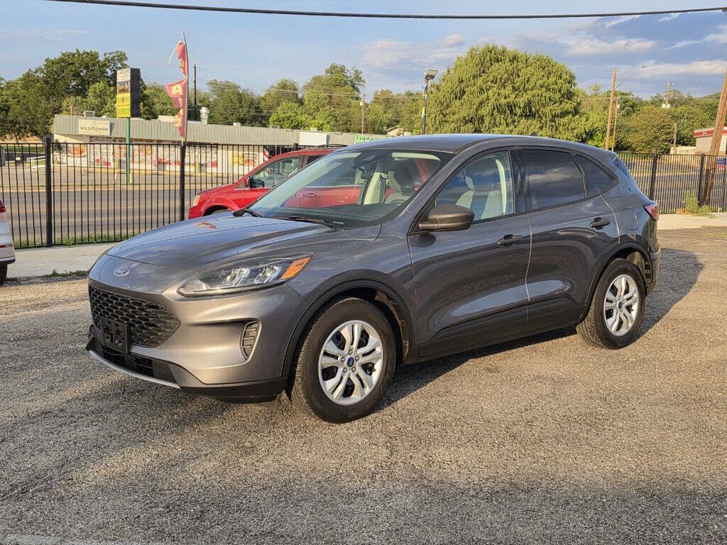 2022 FORD Escape