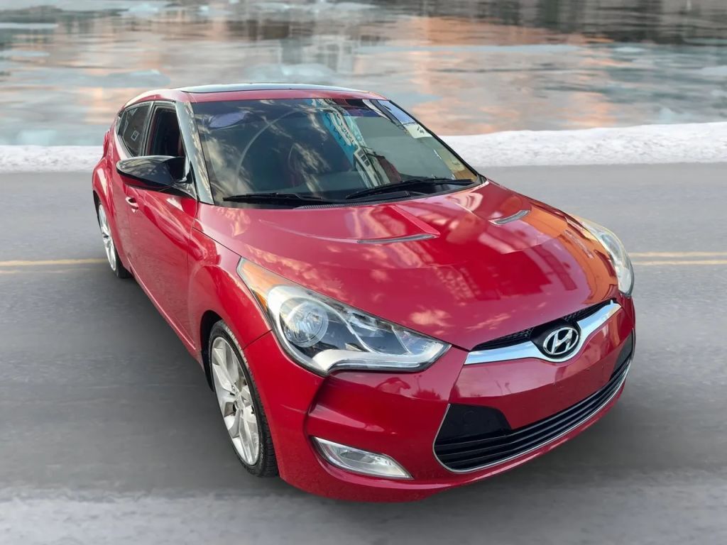 2012 HYUNDAI Veloster