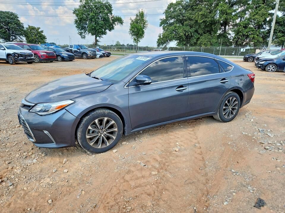 2017 TOYOTA Avalon