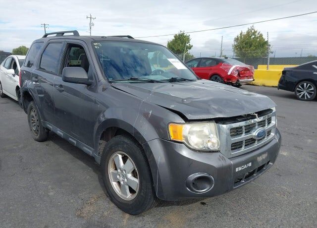 2011 FORD Escape