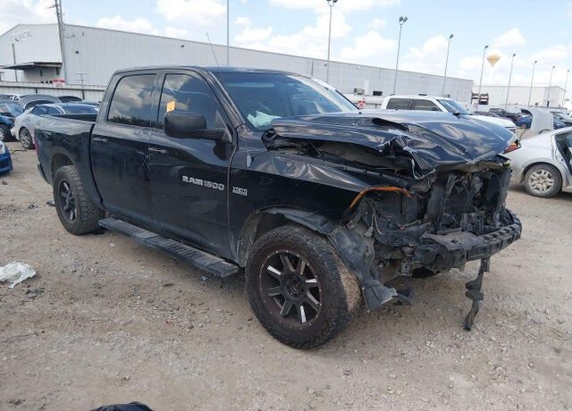 2012 DODGE Ram