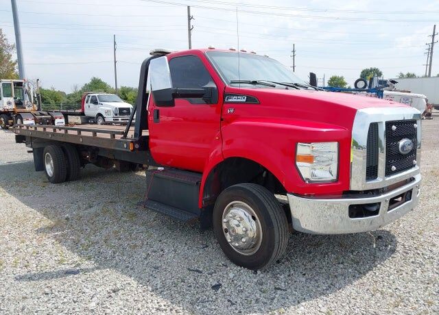 2017 FORD F-650