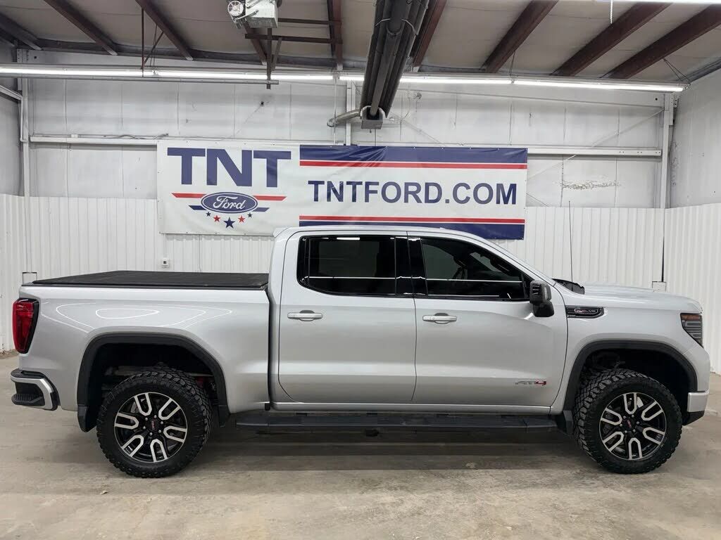 2022 GMC Sierra