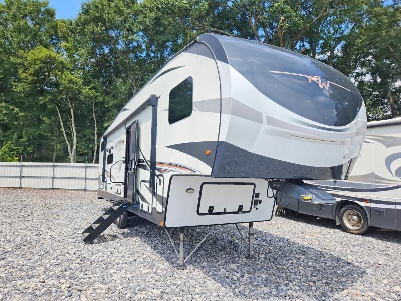 2022 FOREST RIVER Real-lite / Rockwood Lite Weight Trailers