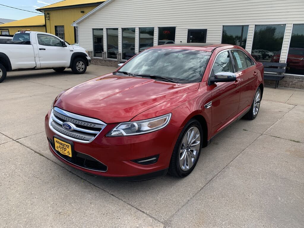 2010 FORD Taurus