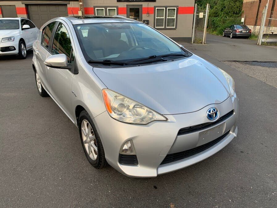 2012 TOYOTA Prius