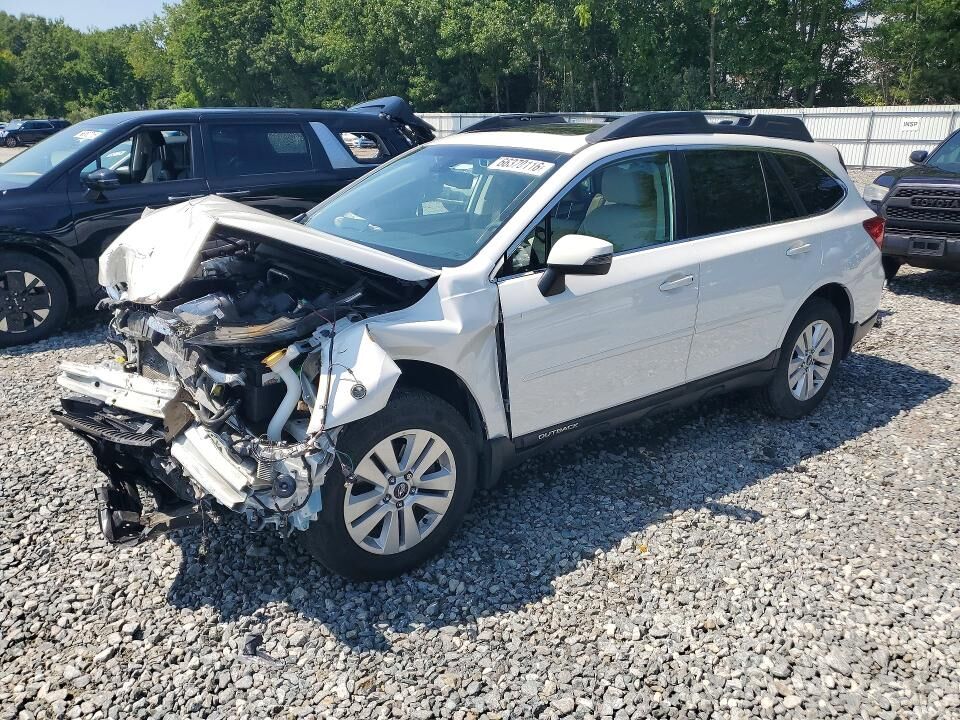 2017 SUBARU Outback