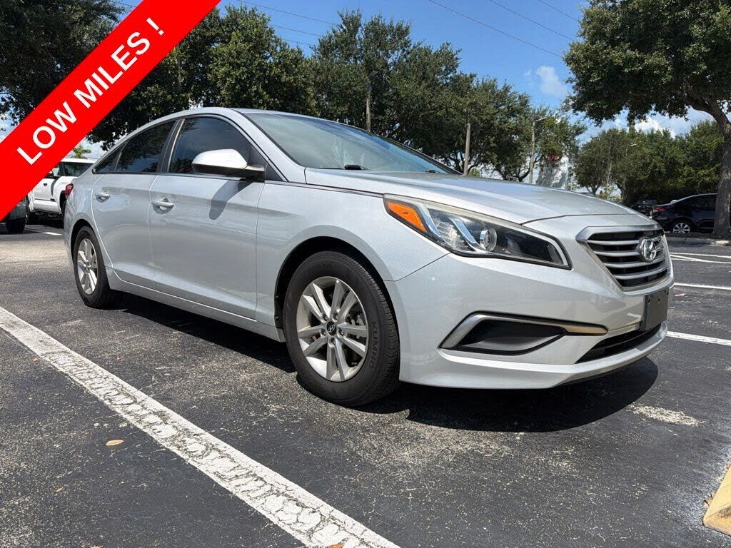 2017 HYUNDAI Sonata