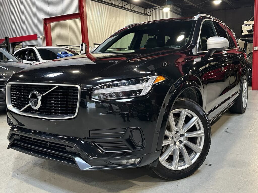 2017 VOLVO XC90