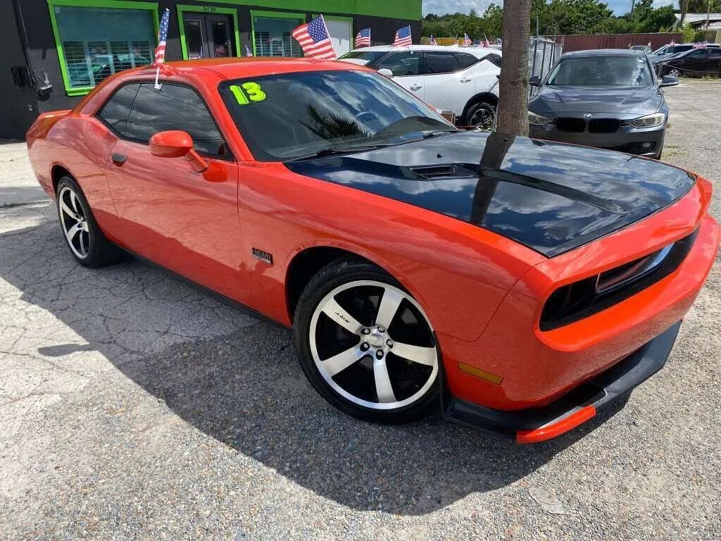 2013 DODGE Challenger