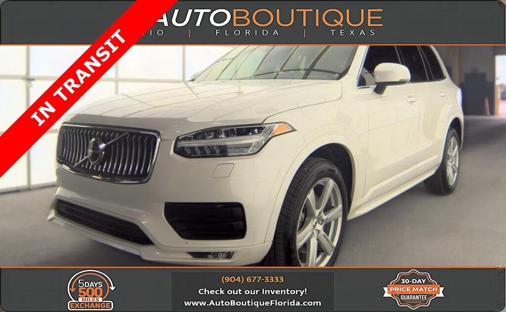 2022 VOLVO XC90