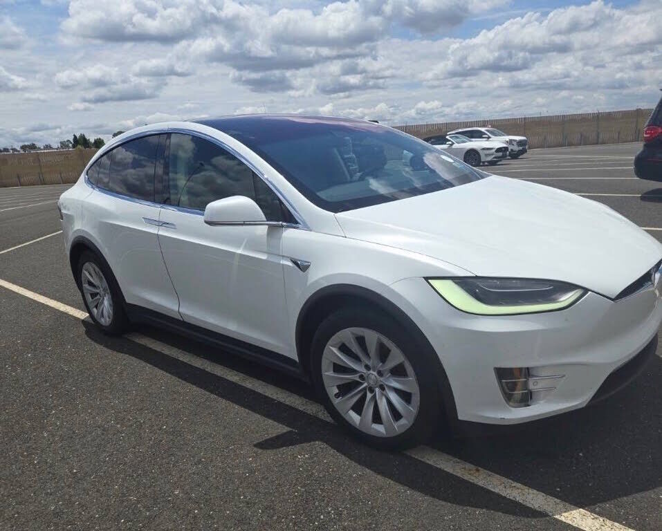 2017 TESLA Model X