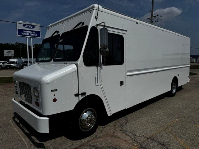 2018 FORD Commercial Chassis