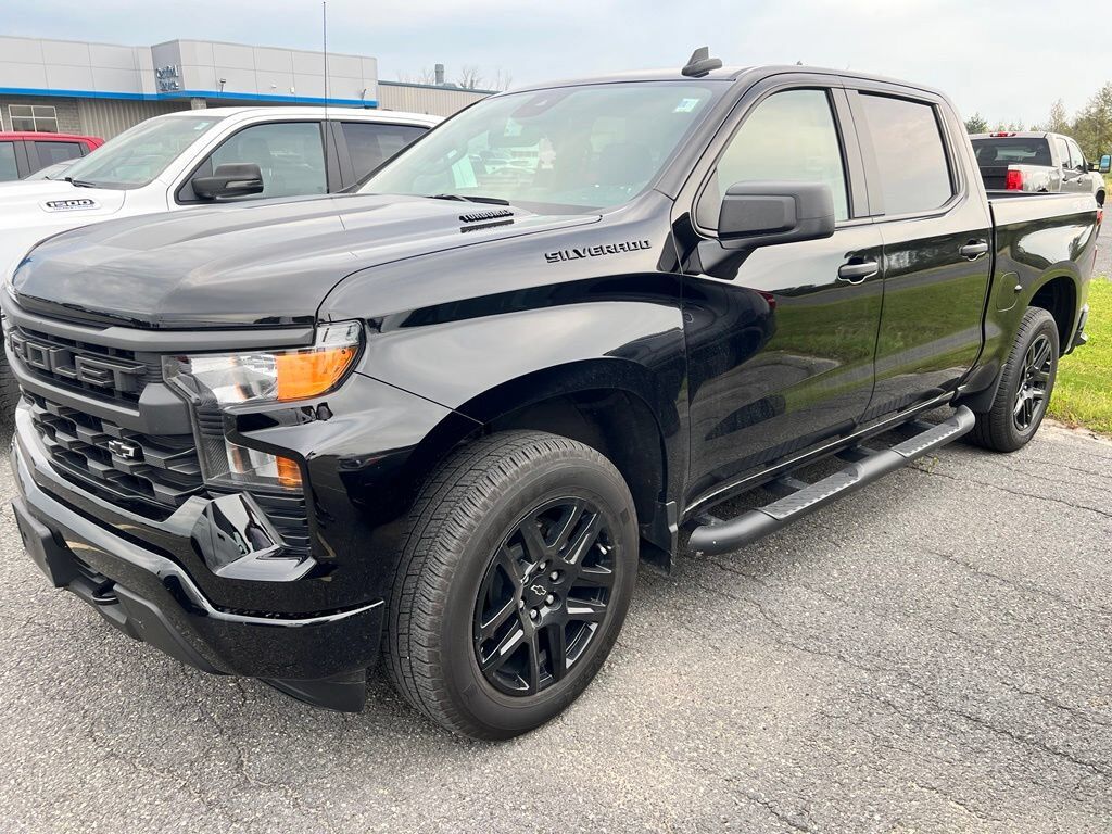 2024 CHEVROLET Silverado
