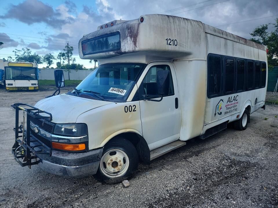 2012 CHEVROLET Express