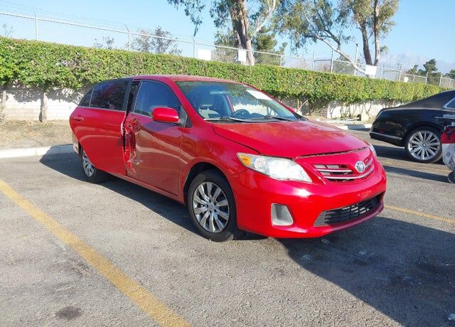 2013 TOYOTA Corolla