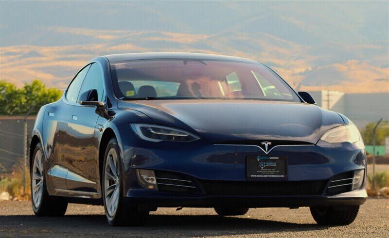 2018 TESLA Model S