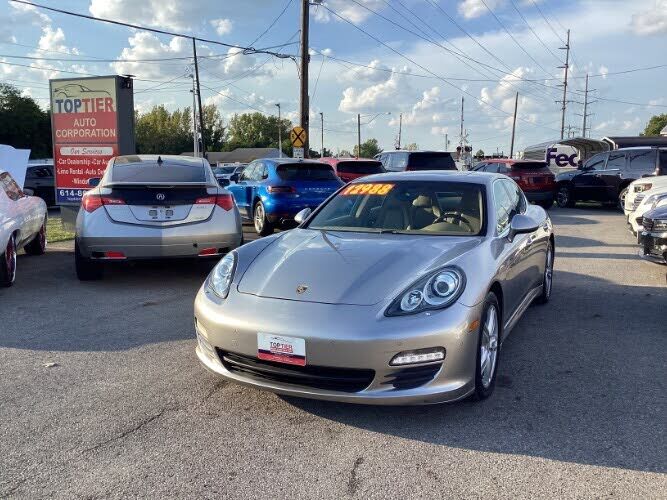 2010 PORSCHE Panamera