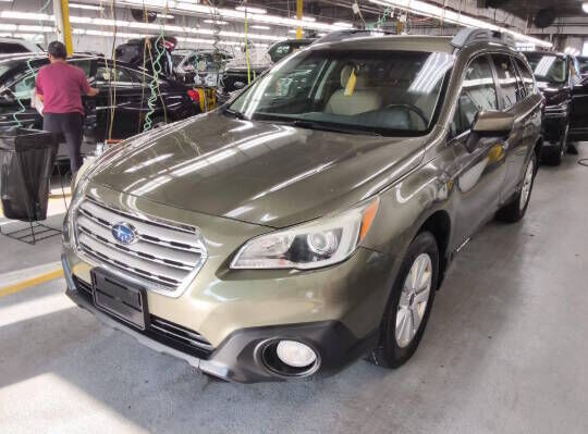 2016 SUBARU Outback