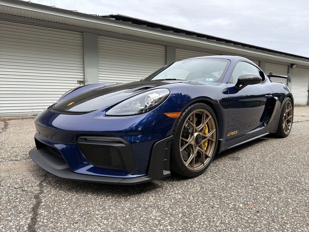 2023 PORSCHE 718
