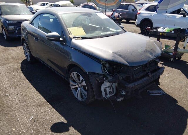 2013 VOLKSWAGEN Eos