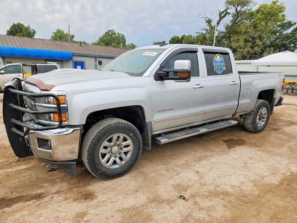 2017 CHEVROLET Silverado