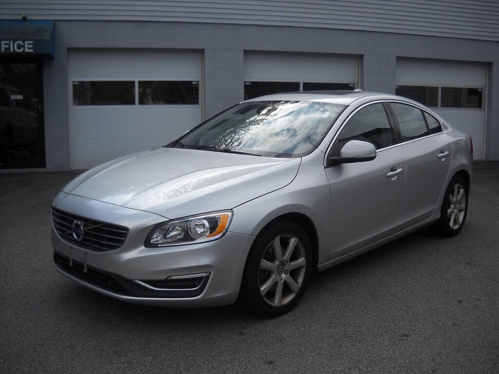 2016 VOLVO S60