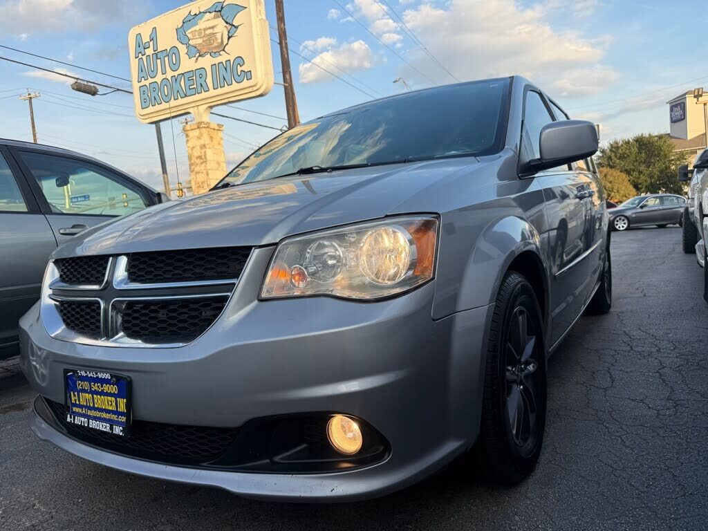 2017 DODGE Grand Caravan