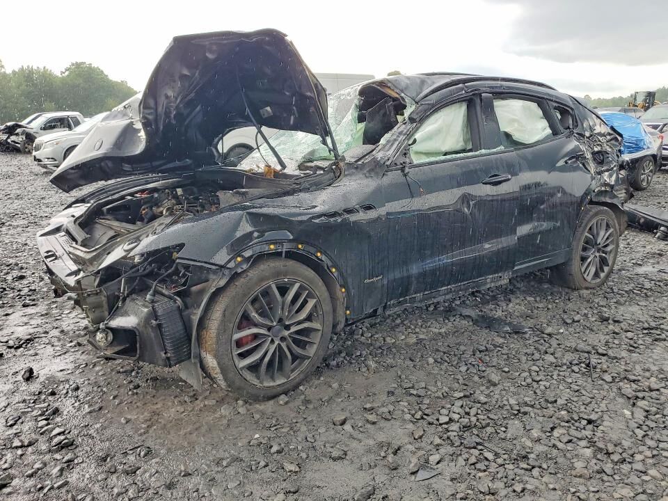 2018 MASERATI Levante