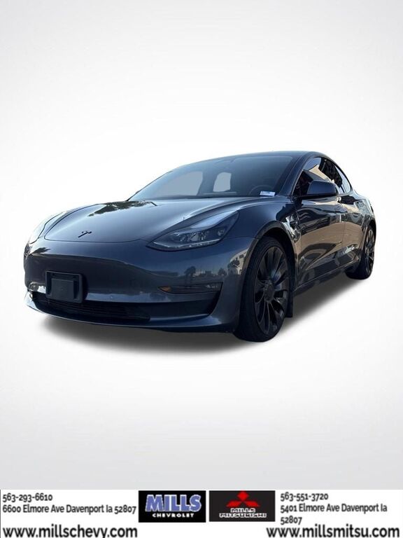 2022 TESLA Model 3