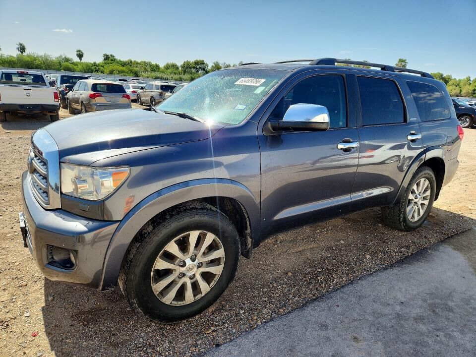 2013 TOYOTA Sequoia