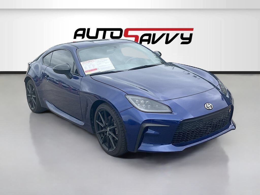 2025 TOYOTA GR86