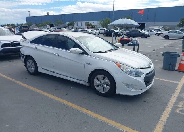 2014 HYUNDAI Sonata
