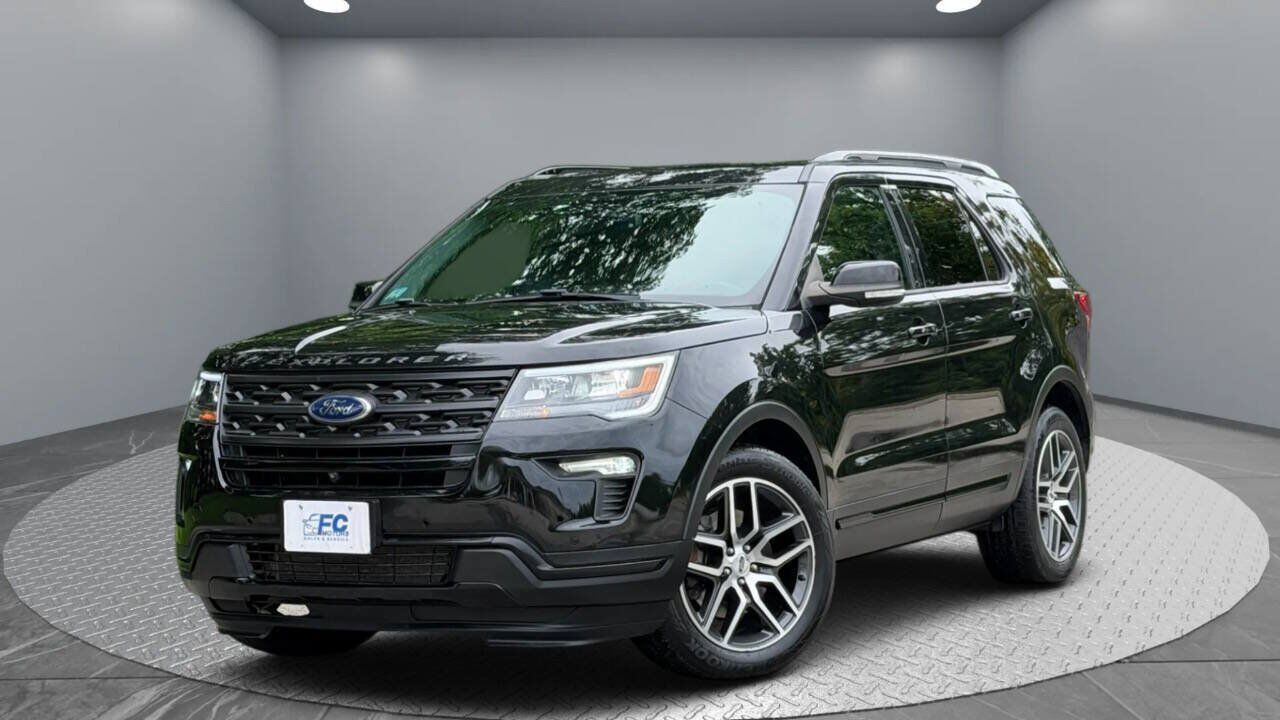 2019 FORD Explorer