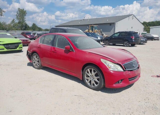2011 INFINITI G37