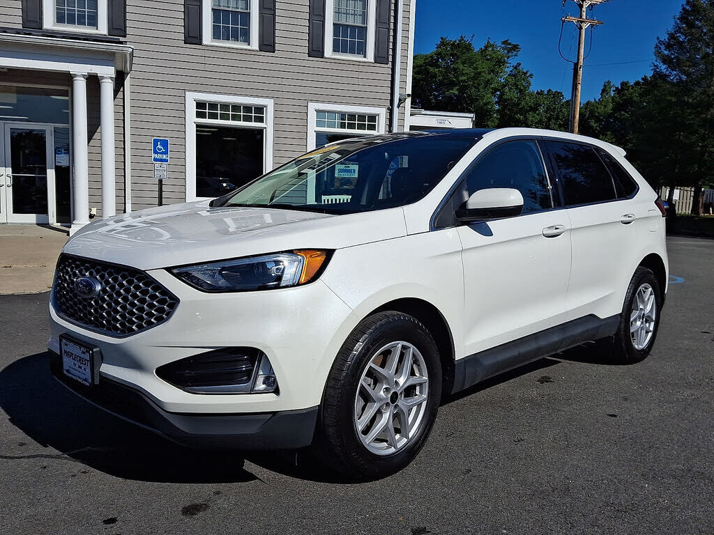 2023 FORD Edge